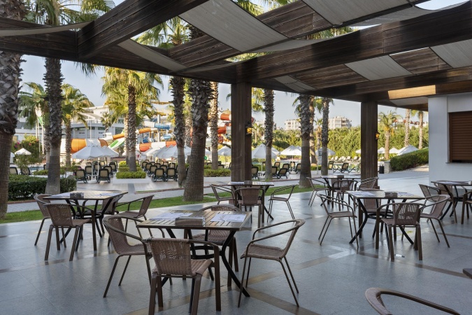 Splash Restaurant & Bar 