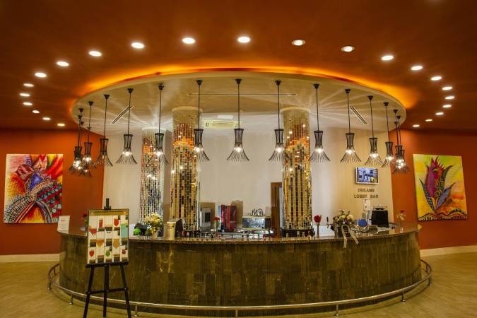 Dreams Lounge & Bar 